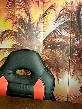 Miss tits2025 online show from December 16, 8:09 am