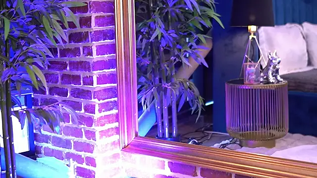 MillaSerene online show from November 2, 6:17 am