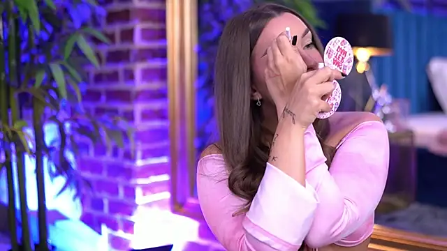 MillaSerene online show from November 20, 7:09 am