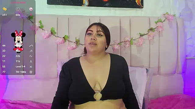 Snapshot of carlota_saenz chatting on September 13, 8:39 pm carlota saenz online show from September 13, 8:39 pm