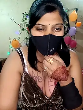 reena502 online show from December 4, 12:35 am