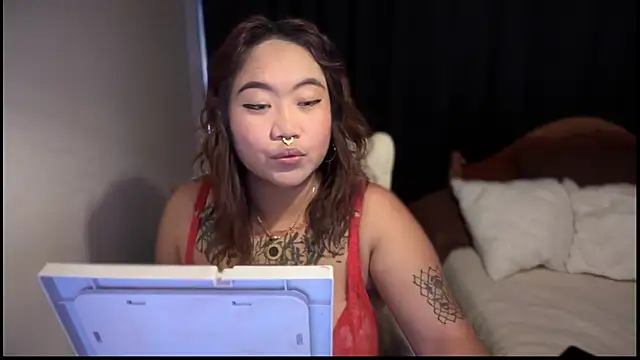  XXXKittyTingles online show from December 16, 5:57 am