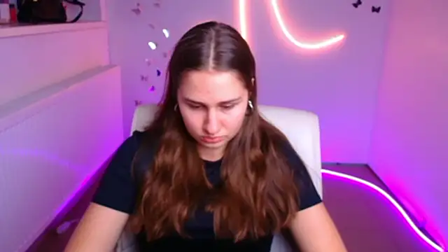 Stefanie Sweet online show from November 19, 7:08 am