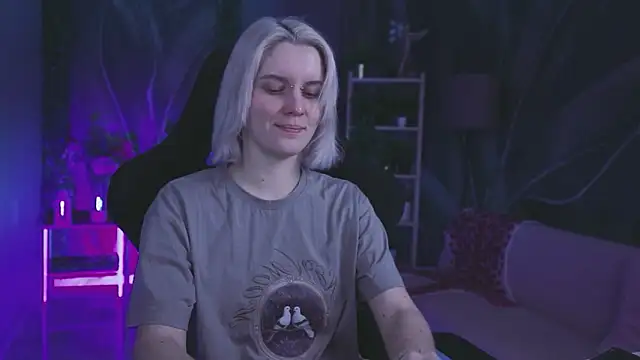 BethanyCloud online show from February 9, 8:27 am