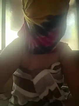 crazy111girl online show from February 20, 8:16 am