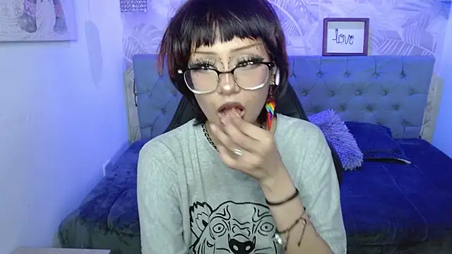 Nyxie tk online show from October 3, 8:36 pm