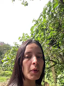 Mia jhoonson online show from February 19, 7:24 pm