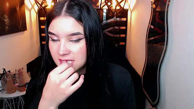 Natalie loffreda online show from April 14, 7:58 pm