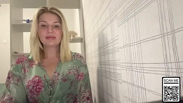 Blondie xoxoxo online show from October 31, 7:29 pm