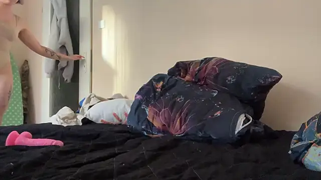 Kitty5348 online show from April 22, 4:26 pm