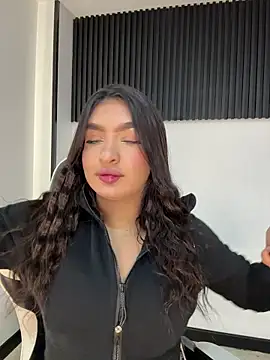 jenn fit online show from March 6, 5:24 am