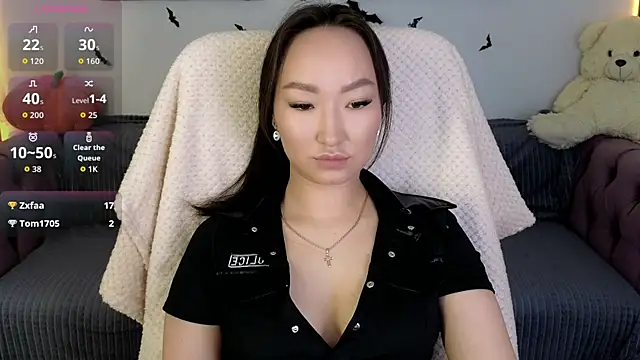 Mary Driden online show from October 31, 12:20 pm