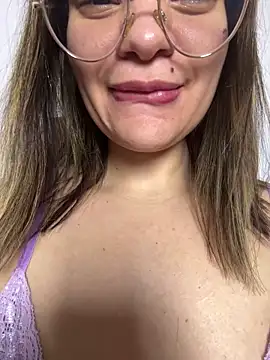 Pribaixinha online show from February 3, 2:53 am