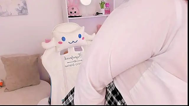 dolce antonellaa online show from December 16, 1:06 pm