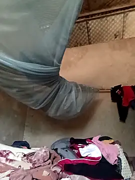 quynhkoolbae online show from April 14, 1:05 am