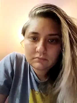 ivorywhisper online show from October 23, 6:47 pm