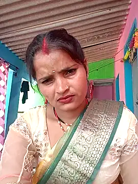 Rubi12A online show from April 6, 8:15 am