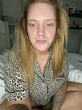 MysteriousMylaX online show from March 30, 3:55 pm