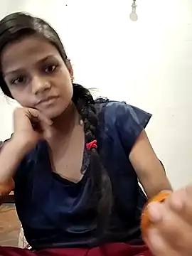 Snapshot of Komal0099 chatting on October 4, 5:13 am Komal0099 online show from October 4, 5:13 am