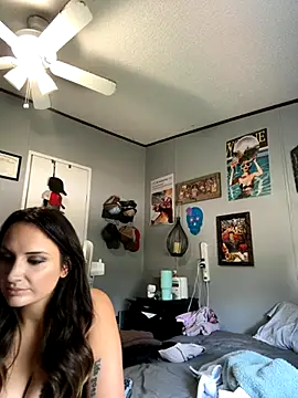 lillylooney online show from October 2, 5:29 pm