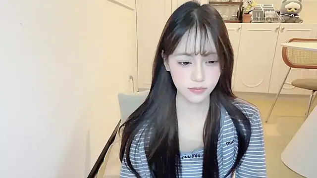 xxxjbgdrgn online show from April 7, 2:30 pm