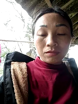 lucybaby00 online show from February 15, 7:51 am