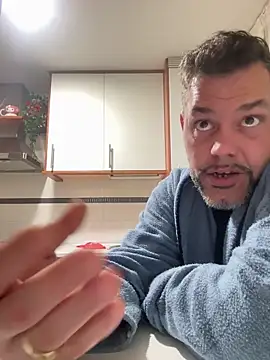 NoeliaGarcia17 online show from December 17, 12:16 am