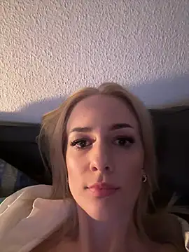 DaryaDoll online show from March 12, 5:26 pm