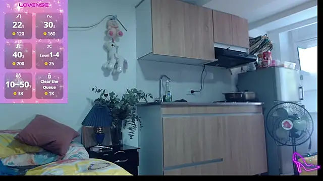 AllysonStonne online show from March 16, 7:51 pm