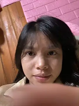 Snapshot of LunaBerry18 chatting on October 1, 3:28 pm LunaBerry18 online show from October 1, 3:28 pm