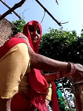 Pinky12A online show from November 3, 5:22 am