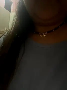 Snapshot of indian-hotmilfs chatting on October 31, 1:26 pm indian-hotmilfs online show from October 31, 1:26 pm