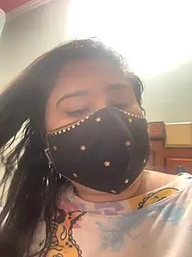 Snapshot of indian-hotmilfs chatting on September 25, 1:32 pm indian-hotmilfs online show from September 25, 1:32 pm