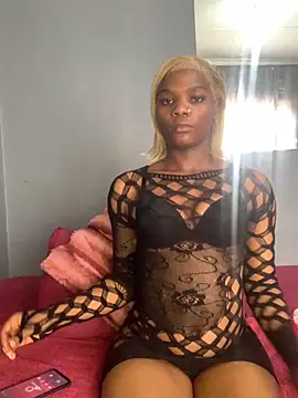 Snapshot of Lady-Amina chatting on October 11, 11:58 am Lady-Amina online show from October 11, 11:58 am