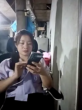 milo123-xx online show from February 28, 3:33 pm