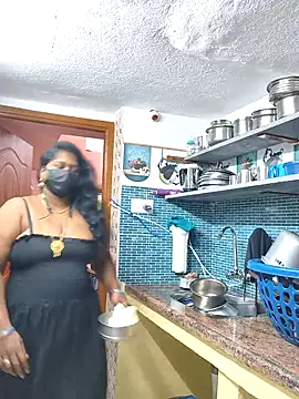 bakyasree143 online show from October 24, 1:56 am