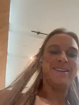 imyourgoodgirl69 online show from March 1, 5:29 am