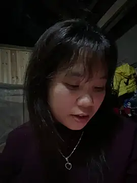 Ngoc-bbi online show from March 24, 2:33 pm