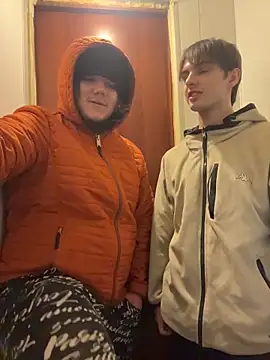 desiredude9 online show from March 19, 7:07 pm