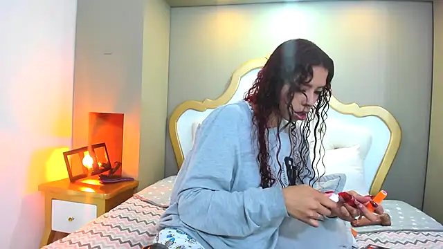 AteneaGreyy online show from January 9, 12:20 pm