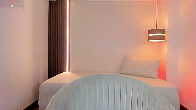 luvely online show from January 13, 10:58 pm