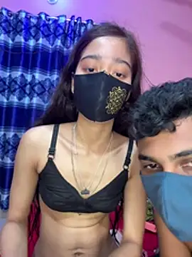 MayaCouple-1 online show from May 12, 5:41 pm