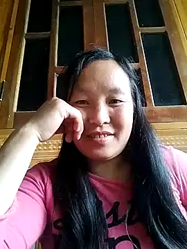 miss-su online show from March 23, 8:42 am