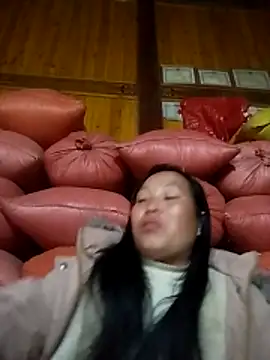 miss-su online show from March 17, 5:44 am