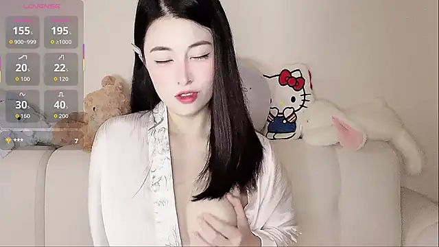 LuLu-Moon online show from November 1, 2:10 pm