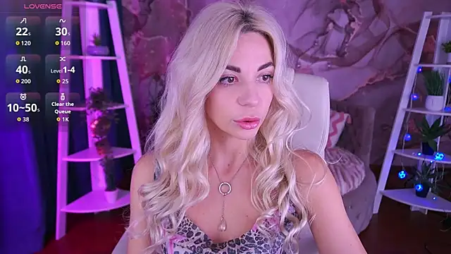 BellaRayyy online show from January 10, 2:00 pm