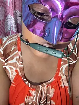 mimi87hoty online show from February 4, 4:10 pm