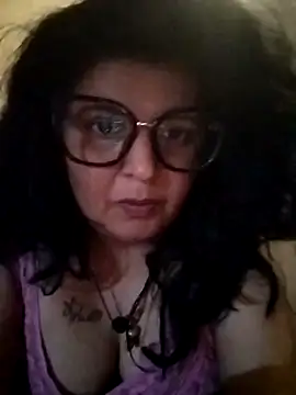 Jann Riya333 online show from December 2, 7:05 pm