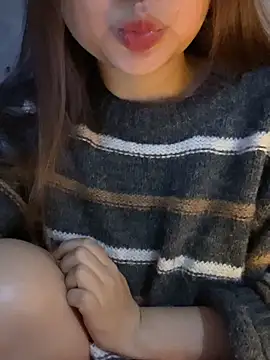 Hinne07 online show from February 20, 3:27 am