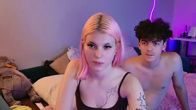 Alice18James online show from September 8, 11:04 pm